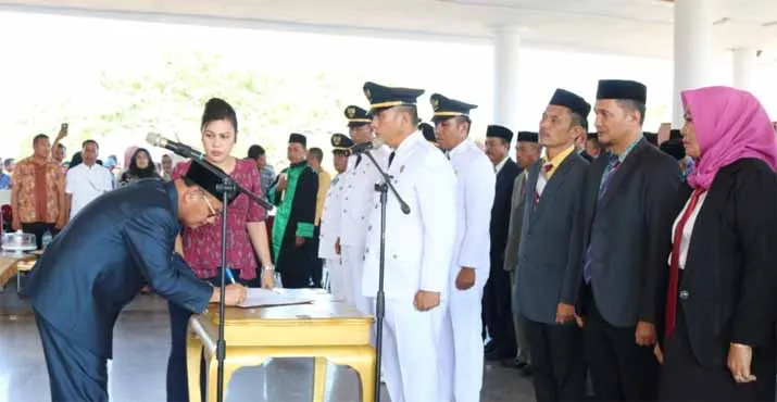Indispliner, Bupati Konsel Copot Beberapa Camat
