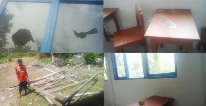 SMAN KKP di Pulau Runduma Dirusak Warga