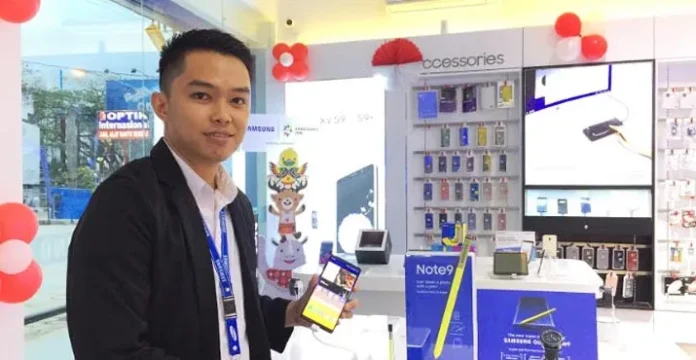 Retail Manager Samsung Experience Store Kendari Muhammad Hidayat Hasdami