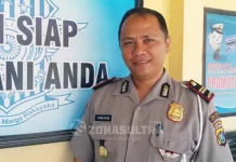 Satlantas Polres Muna Terjunkan Seluruh Personel Amankan Malam Takbiran Kasatlantas Polres Muna Iptu Yonathan