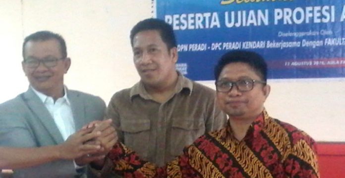 Gandeng FH UHO, Peradi Uji 24 Calon Advokat