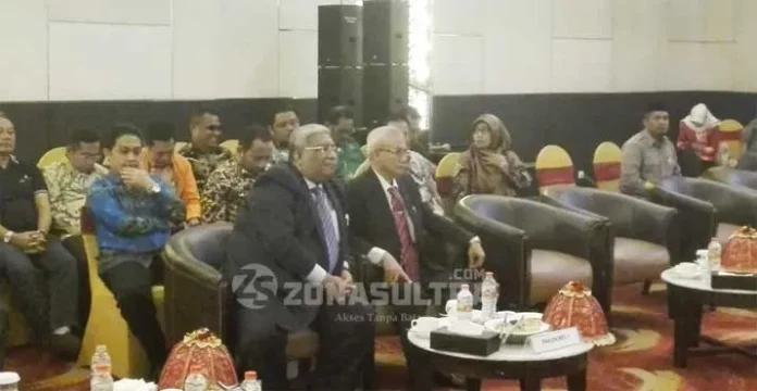 Kala AMAN Pamer Kemesraan di Pleno Penetapan Gubernur dan Wakil Gubernur Sultra