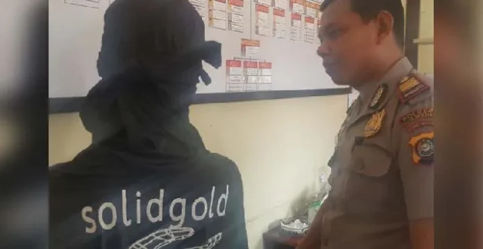 anak_mandonga Tersinggung, Anak Mandonga Ditikam Sahabatnya