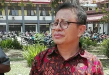 Rektor Tak Hadiri RDP UKT Mahasiswa, WR III UHO: DPRD Silahkan Tinjau Langsung Wakil Rektor III Bidang Kemahasiswaan dan Alumni UHO Nur Arafah