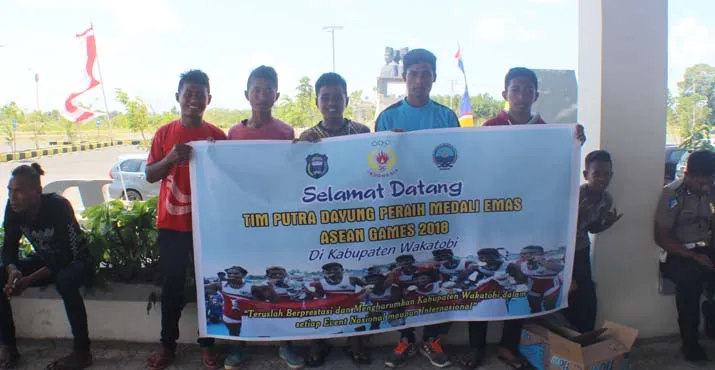 Pulang Kampung, Peraih Emas Asian Games Diarak Keliling Wakatobi