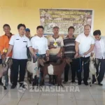 Bupati Konut Salurkan 150 Ekor Kambing Kepada 16 Kelompok Bupati Konut Salurkan 150 Ekor Kambing Kepada 16 Kelompok