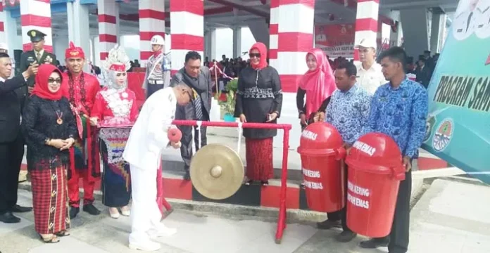 Target Raih Adipura, Pemda Bombana Sulap Sampah Jadi Emas