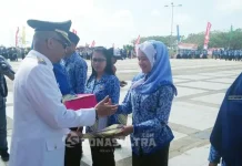 Malas Kerja, 10 Guru di Bombana Turun Pangkat Malas Kerja, 10 Guru di Bombana Turun Pangkat