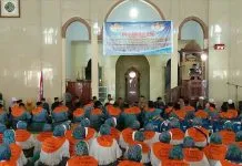 Isak Tangis Warnai Keberangkatan 126 JCH Bombana Isak Tangis Warnai Keberangkatan 126 JCH Bombana