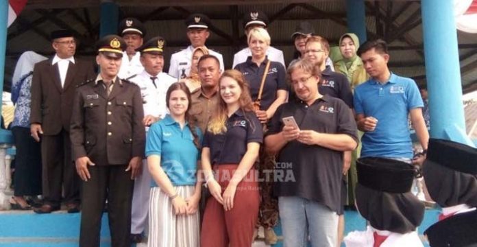 Lima Warga Jerman Terkesima Saksikan Upacara HUT RI di Konawe