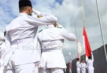 Cerita Tim Pengibar Merah Putih di Perusahaan Tiongkok, Morosi Cerita Tim Pengibar Merah Putih di Perusahaan Tiongkok, Morosi