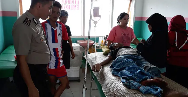 Tabrak Mobil Kontainer, Seorang Warga Konut Alami Patah Tulang