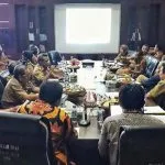 KPK Hadir di Muna, Temui Rusman dan Rajiun KPK Hadir di Muna, Temui Rusman dan Rajiun