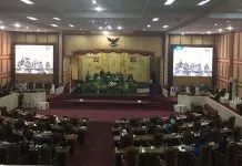 DPRD Sultra Umumkan AMAN Sebagai Gubernur Terpilih DPRD Sultra Umumkan AMAN Sebagai Gubernur Terpilih