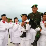 Ini Cara Anggota Paskibraka Butur Rayakan Kesuksesan Kibarkan Merah Putih Ini Cara Anggota Paskibraka Butur Rayakan Kesuksesan Kibarkan Merah Putih