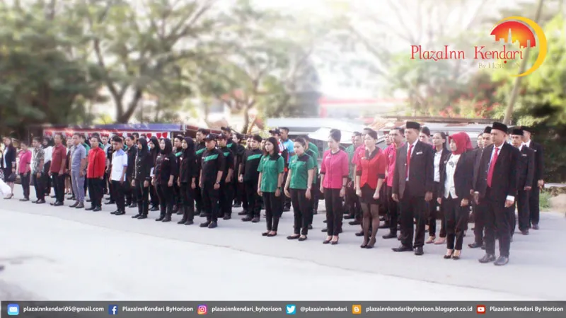 Peringati HUT RI, Managemen Plazainn Kendari Gelar Upacara Bendera