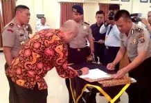 Anggota Polda Sultra Ditekankan Gunakan Jasa Bank Mandiri Anggota Polda Sultra Ditekankan Gunakan Jasa Bank Mandiri