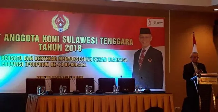 Wakil Ketua KONI Pusat Buka RAT KONI Sultra