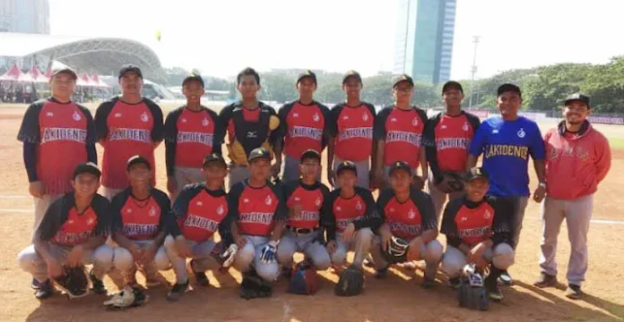Tim Softball Putra Lakidende U-18