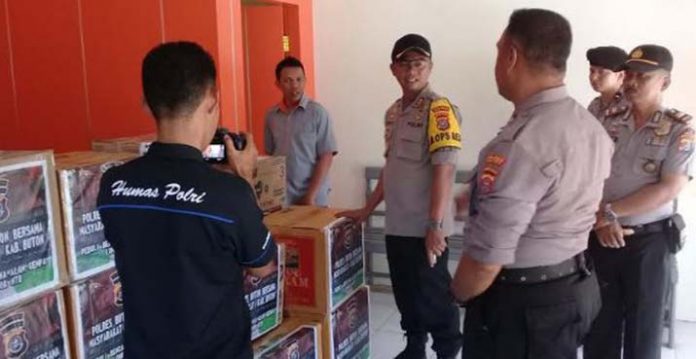 Polres Buton Kirim 32 Paket Bantuan ke Lombok