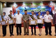 UATC Kendari Luluskan 21 Siswa Penerbangan yang Siap Kerja UATC Kendari Luluskan 21 Siswa Penerbangan yang Siap Kerja