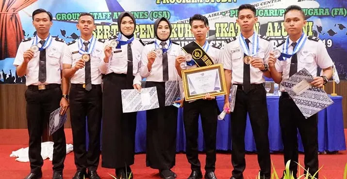 UATC Kendari Luluskan 21 Siswa Penerbangan yang Siap Kerja