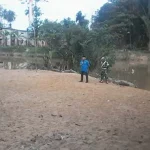 Upacara di Pinggir Sungai Wanggu untuk Cinta Tanah Air dan Cinta Lingkungan Upacara di Pinggir Sungai Wanggu untuk Cinta Tanah Air dan Cinta Lingkungan