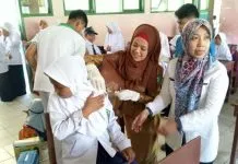 16.451 Anak di Bombana Telah Divaksin MR 16.451 Anak di Bombana Telah Divaksin MR