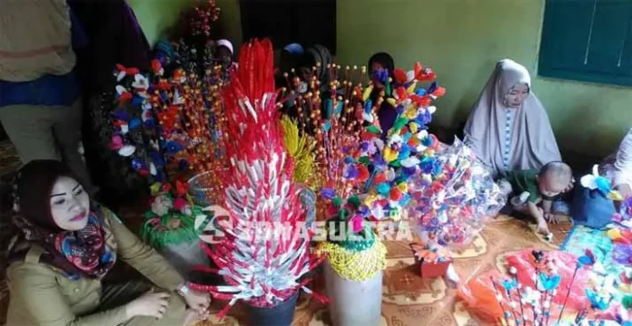 Menuju Desa Sehat, Warga Besulutu Konawe Ubah Sampah Jadi Rupiah