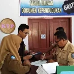 Disdukcapil Wakatobi Ramai Didatangi Pencari Kerja