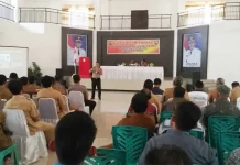 Polda Sultra Ajak Masyarakat Bombana Jaga Persatuan Polda Sultra Ajak Masyarakat Bombana Jaga Persatuan