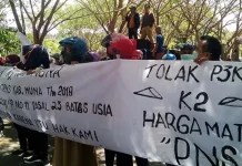 Honorer K2 di Muna Tolak Aturan Seleksi CPNS 2018 Honorer K2 di Muna Tolak Aturan Seleksi CPNS 2018