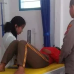 Dituduh Suami Selingkuh, Wanita di Kolut Nekat Tenggak Racun Dituduh Suami Selingkuh, Wanita di Kolut Nekat Tenggak Racun