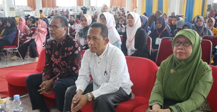 English Expo 2018 FKIP UHO Resmi Dimulai