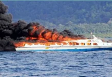 13 Korban Meninggal KM Fungka Permata V Sudah Dipulangkan ilustrasi kapal terbakar