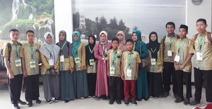 Wakili Sultra, Dua Siswa MAN IC Kendari Raih Medali Perunggu di KSM Nasional