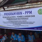 Peserta KKN UMK Kembangkan UMKM Bagi Petani Rumput Laut di Konsel Peserta KKN UMK Kembangkan UMKM Bagi Petani Rumput Laut di Konsel