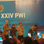 Jokowi : Sejak Dulu Saya Berteman Wartawan Jokowi : Sejak Dulu Saya Berteman Wartawan