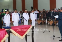 Sah, Gubernur Sultra Lantik Wali Kota Baubau dan Bupati Konawe Sah, Gubernur Sultra Lantik Wali Kota Baubau dan Bupati Konawe