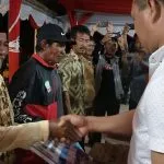 Nelayan di Molawe Dapat Bantuan Rumah Pengasapan dan Mesin Katinting