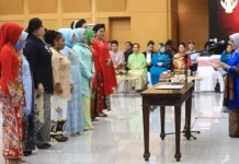 Agista Ali Mazi Resmi Jadi Ketua Dekranasda dan TP PKK Sultra Agista Ali Mazi Resmi Jadi Ketua Dekranasda dan TP PKK Sultra