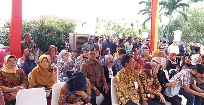 Demi Lihat Aman Dilantik, Instruktur Senam dari Muna Terbang ke Jakarta