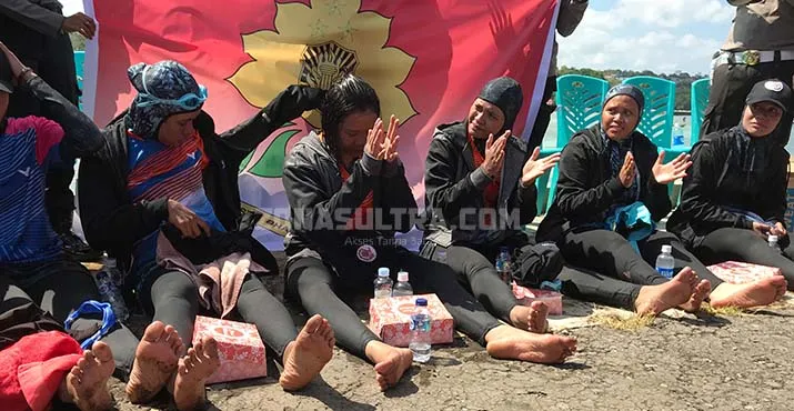 12 Polwan Tangguh, Taklukan Selat Kadatua