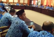 Dua Anggota KPK Sambangi Kantor Bupati Konut Dua Anggota KPK Sambangi Kantor Bupati Konut