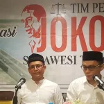 Puluhan Advokat di Sultra Deklarasikan Diri Jadi Tim Pembela Jokowi Puluhan Advokat di Sultra Deklarasikan Diri Jadi Tim Pembela Jokowi