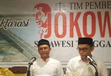 Puluhan Advokat di Sultra Deklarasikan Diri Jadi Tim Pembela Jokowi Puluhan Advokat di Sultra Deklarasikan Diri Jadi Tim Pembela Jokowi
