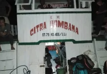 KM. Citra Bombana Kandas di Tengah Laut, Puluhan Penumpang Panik dan Kelaparan KM. Citra Bombana Kandas di Tengah Laut, Ratusan Penumpang Panik dan Kelaparan