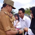 Bupati Mubar Serahkan 11 Motor Dinas Ke PLKB Bupati Mubar Serahkan 11 Motor Dinas Ke PLKB