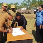 Bupati Mubar Serahkan SK 100 Persen pada 62 ASN Bupati Mubar Serahkan SK 100 Persen pada 62 ASN