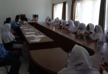 Pimpinan Akper Muna Dianggap Tak Kompeten Nahkodai Kampus